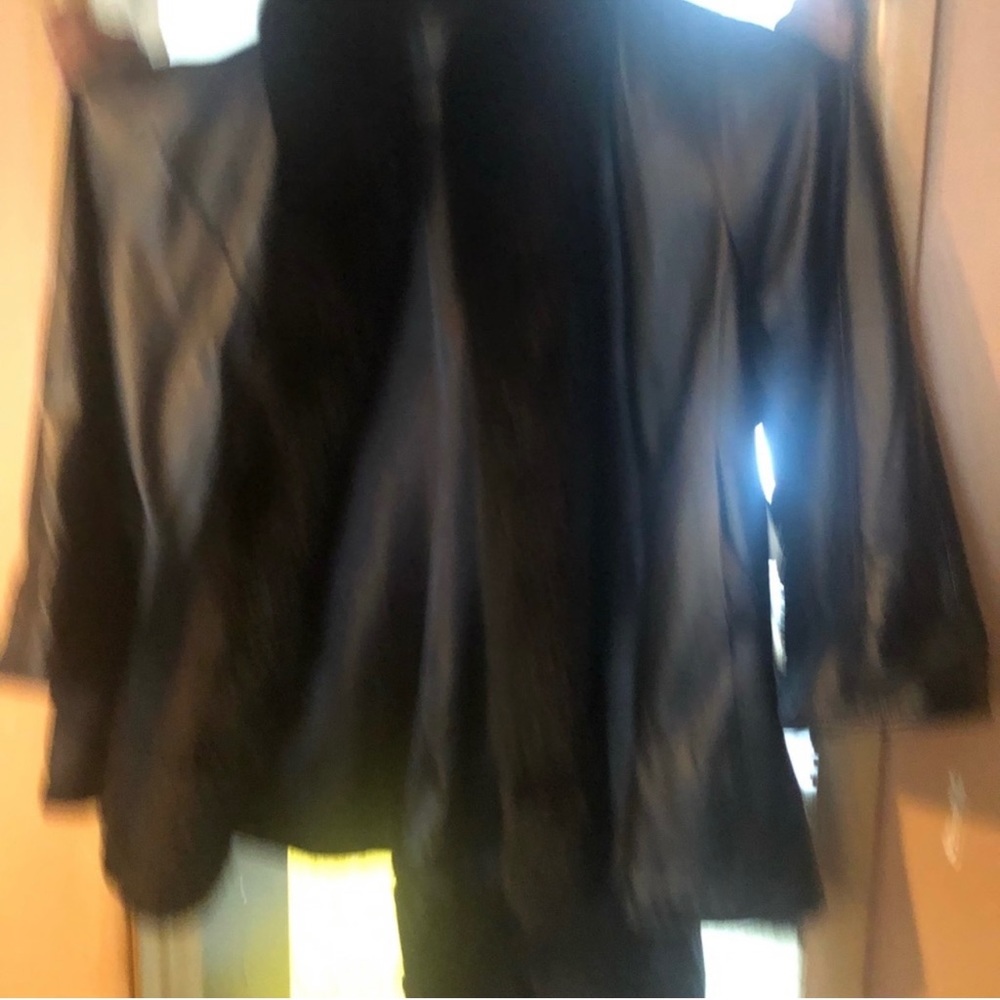 Coat - Picture 5 of 6